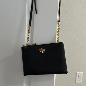 Tory Burch handbag crossbody double zipper worn only once great condition